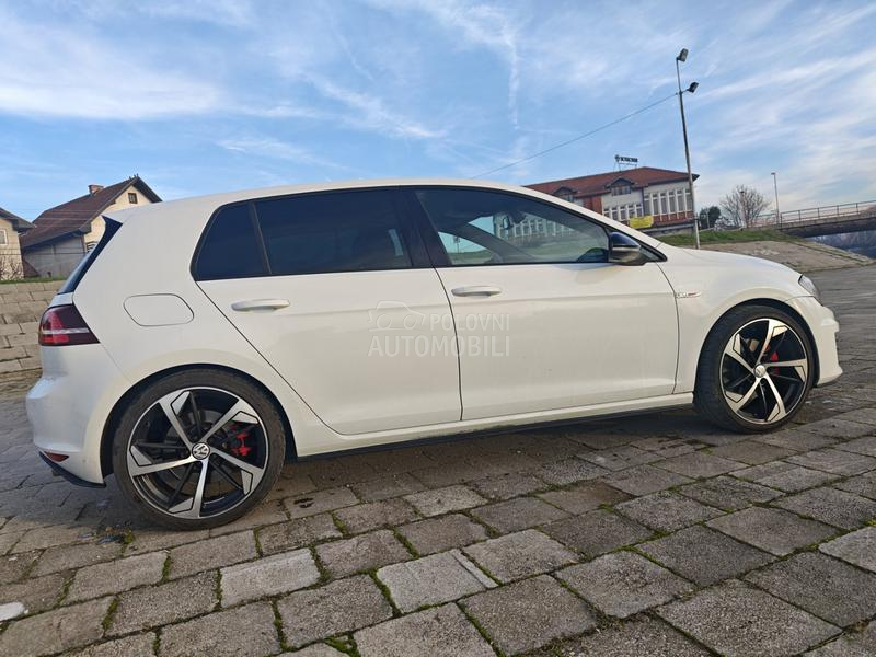 Volkswagen Golf 7 DSG Aut