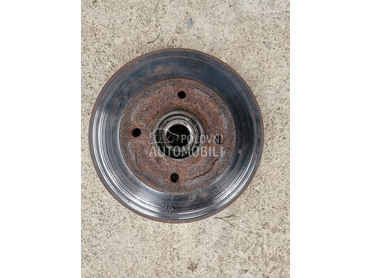 Zadnji levi disk za Citroen C4 od 2004. do 2008. god.