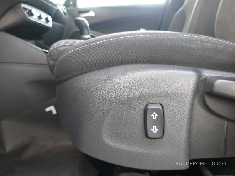 Opel Crossland X  ELEGANC. 1.2