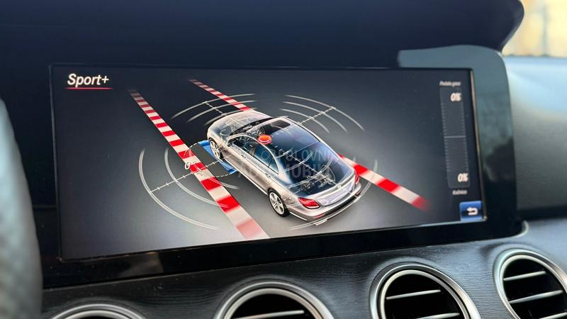 Mercedes Benz E 220 AVANGARD