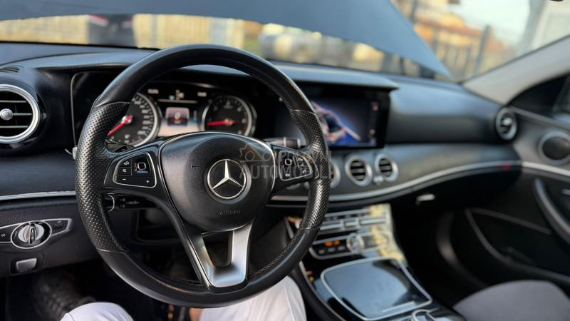 Mercedes Benz E 220 AVANGARD