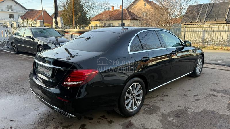Mercedes Benz E 220 AVANGARD