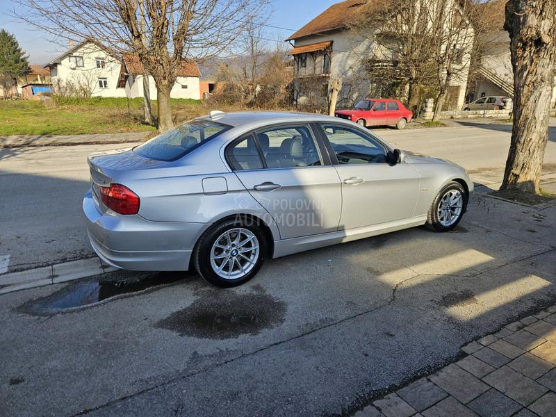 BMW 325 325i na/vi,auto,mat
