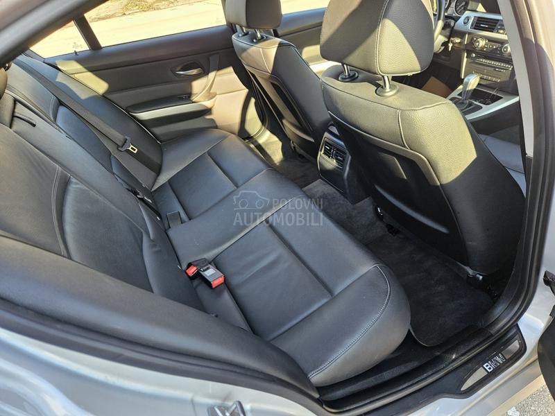 BMW 325 325i na/vi,auto,mat