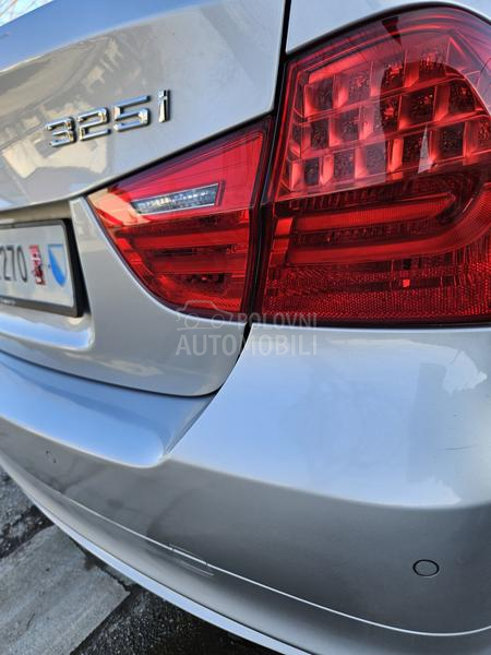 BMW 325 325i na/vi,auto,mat