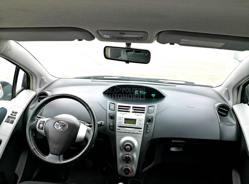 Toyota Yaris 1.3VVTi/NEMICA/NOVA