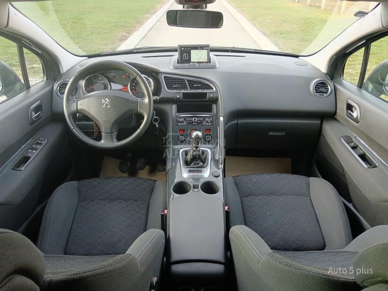 Peugeot 3008 1.6hdi ALLURE