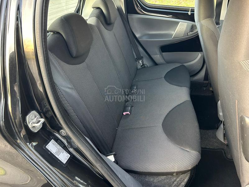 Toyota Aygo 1.0 12v NA VI