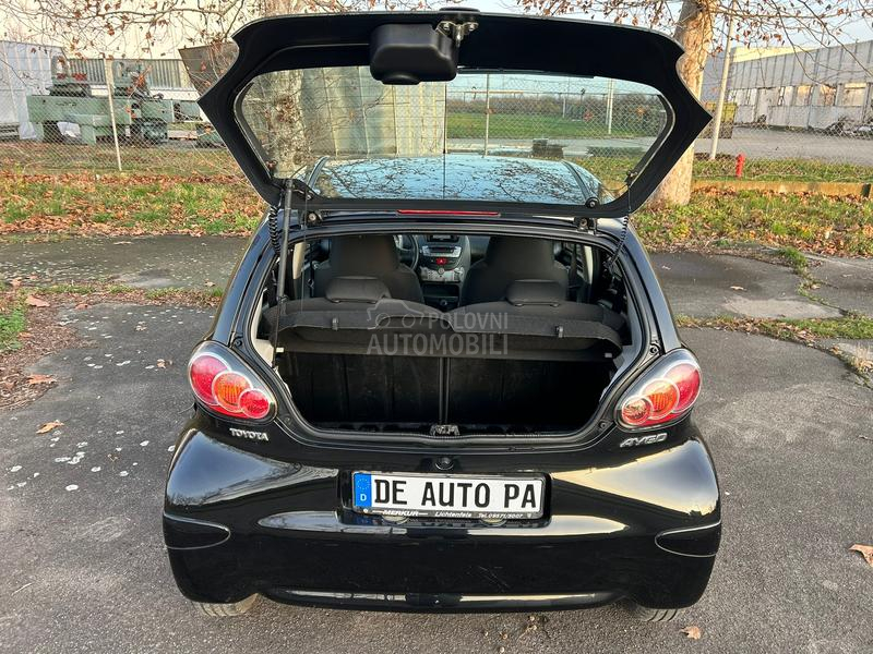 Toyota Aygo 1.0 12v NA VI
