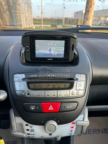 Toyota Aygo 1.0 12v NA VI