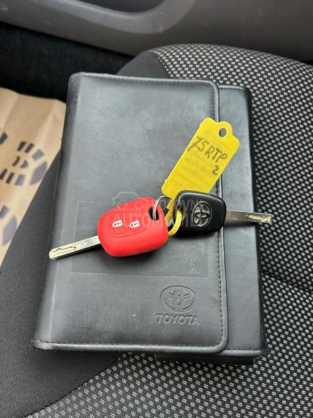 Toyota Aygo 1.0 12v NA VI