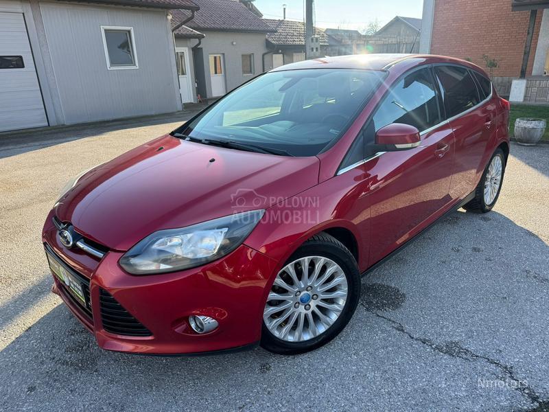 Ford Focus 1.6i TITANIUM NAV