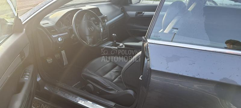 Mercedes Benz E 250 cdi
