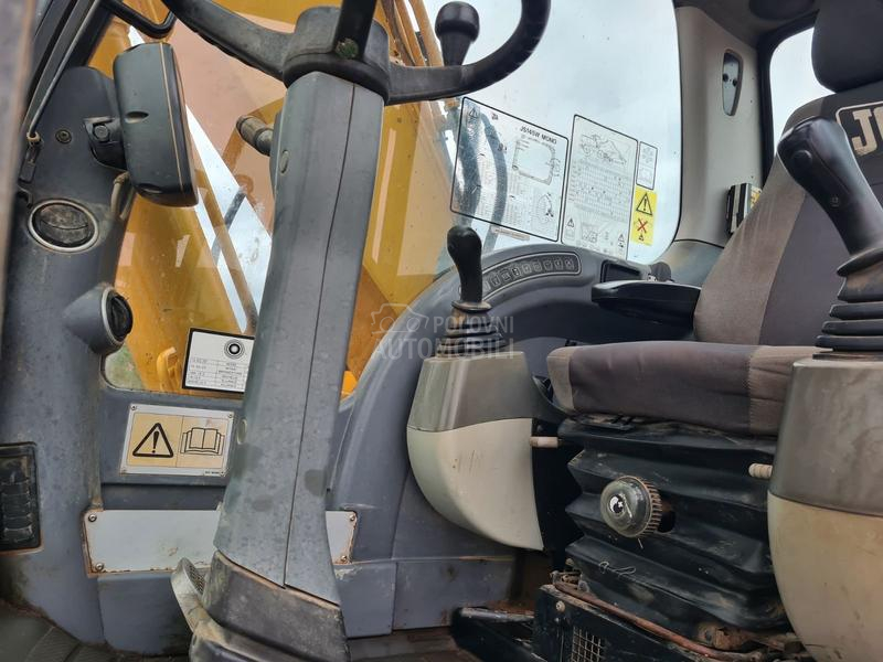 JCB JS145W