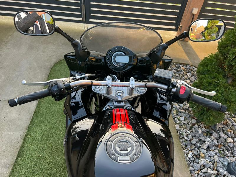 Yamaha fz 600 s2