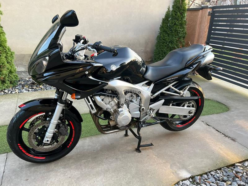 Yamaha fz 600 s2