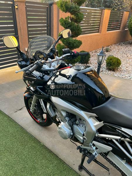 Yamaha fz 600 s2
