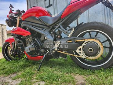 Triumph Speed Triple 1050