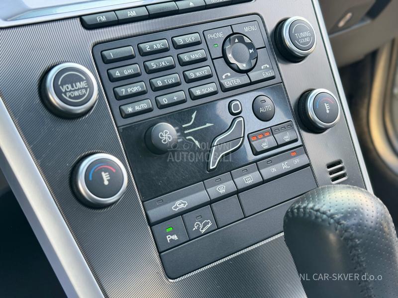 Volvo XC60 2.5 D5 AWD R-Desing