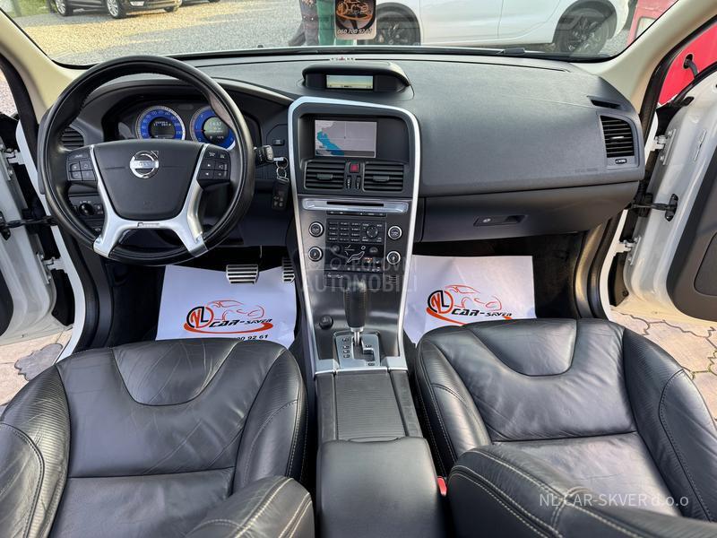 Volvo XC60 2.5 D5 AWD R-Desing