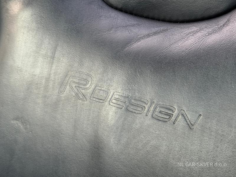 Volvo XC60 2.5 D5 AWD R-Desing