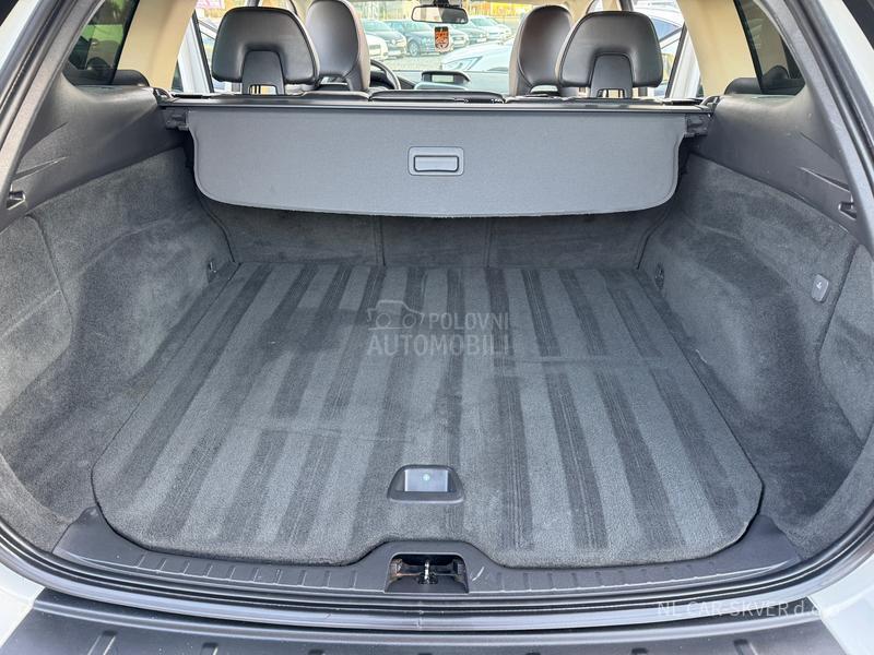 Volvo XC60 2.5 D5 AWD R-Desing