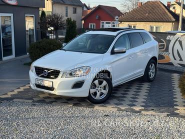 Volvo XC60 2.5 D5 AWD R-Desing