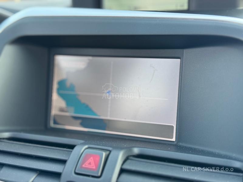 Volvo XC60 2.5 D5 AWD R-Desing