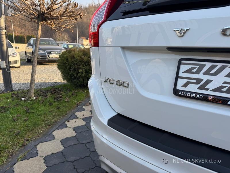 Volvo XC60 2.5 D5 AWD R-Desing