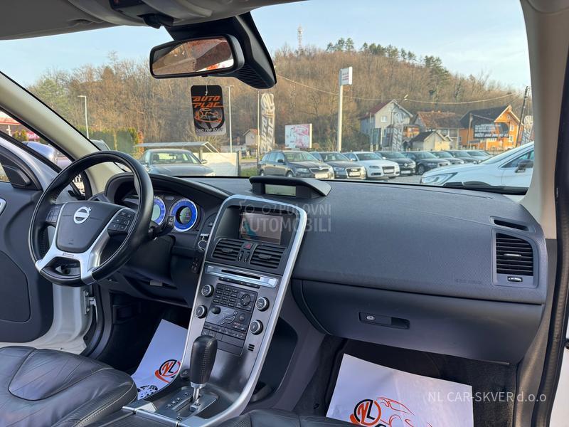 Volvo XC60 2.5 D5 AWD R-Desing