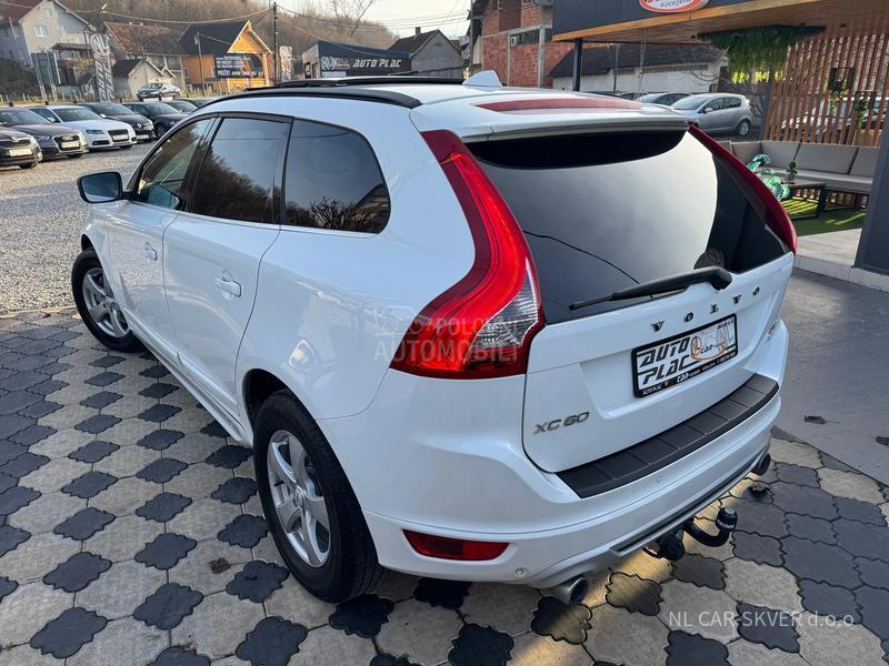 Volvo XC60 2.5 D5 AWD R-Desing