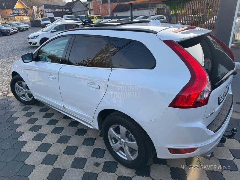 Volvo XC60 2.5 D5 AWD R-Desing