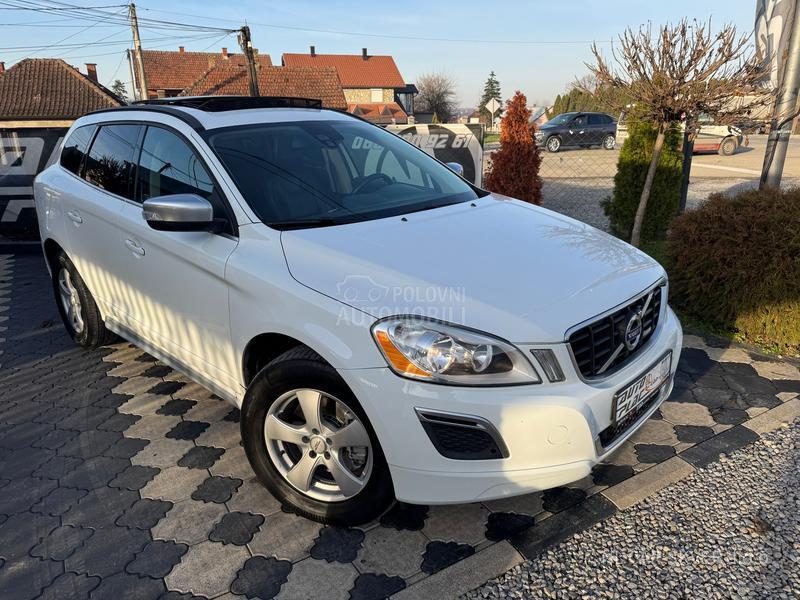Volvo XC60 2.5 D5 AWD R-Desing