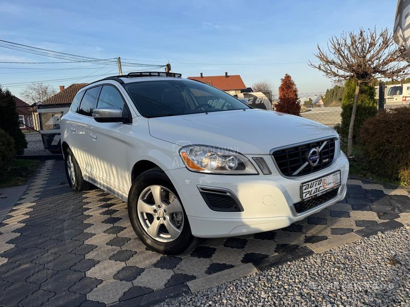 Volvo XC60 2.5 D5 AWD R-Desing
