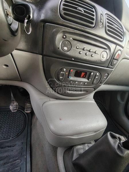 Renault Scenic DTI/RE G GOD