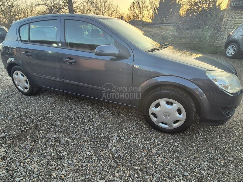 Opel Astra H 1.4