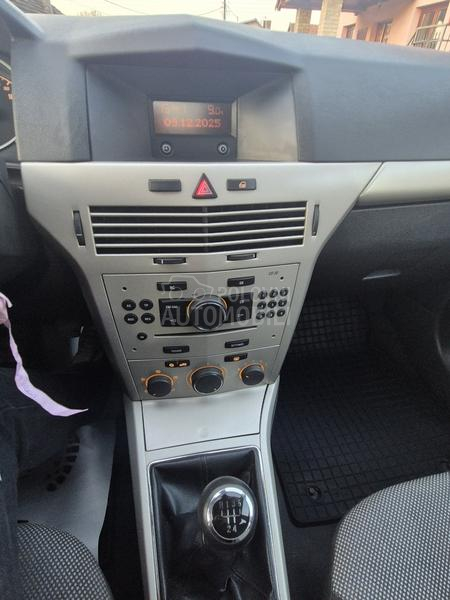 Opel Astra H 1.4