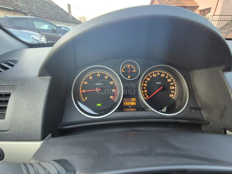 Opel Astra H 1.4