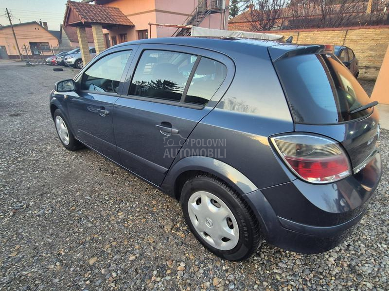 Opel Astra H 1.4