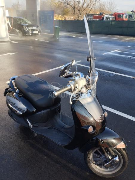 Aprilia Mojito Custom