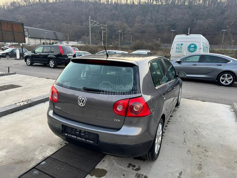 Volkswagen Golf 5 1.9 TDI NOV