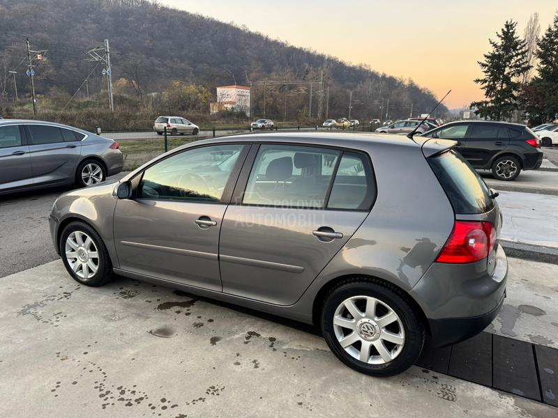 Volkswagen Golf 5 1.9 TDI NOV