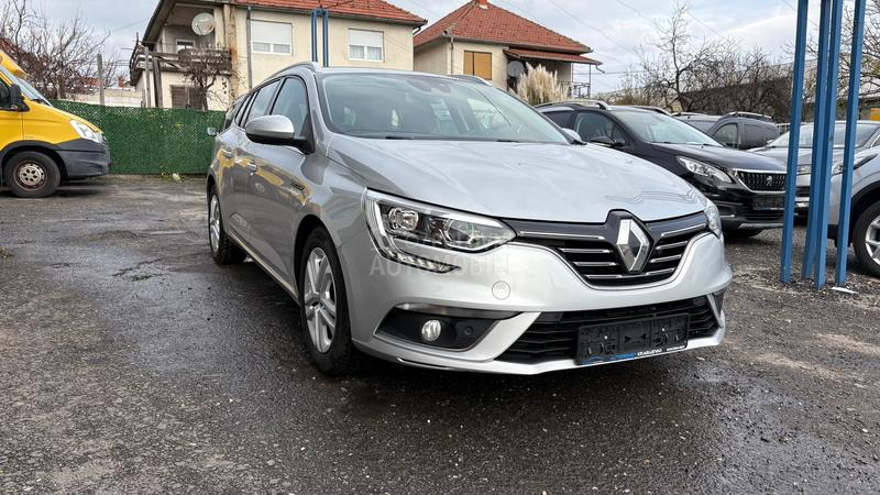 Renault Megane Business V. SERVIS