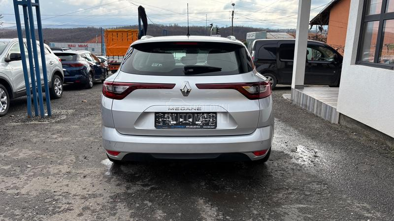 Renault Megane Business V. SERVIS
