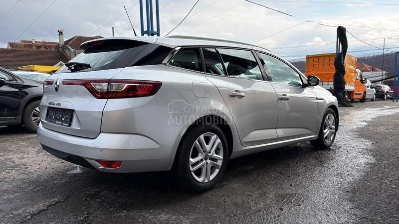 Renault Megane Business V. SERVIS