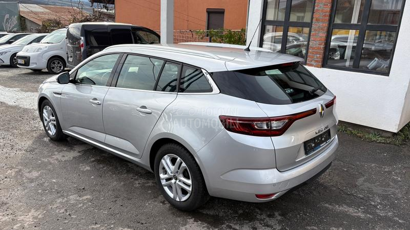 Renault Megane Business V. SERVIS