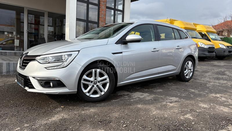 Renault Megane Business V. SERVIS