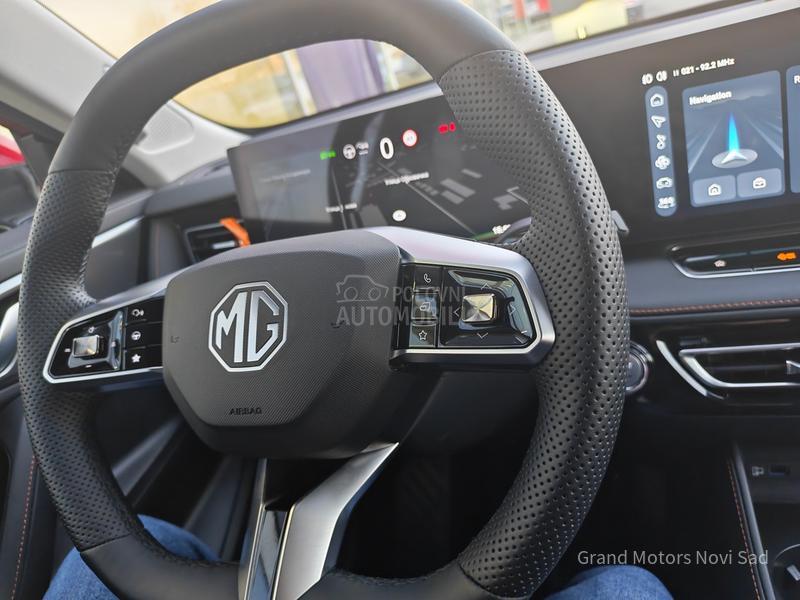 MG HS 1.5 170hp DEMO