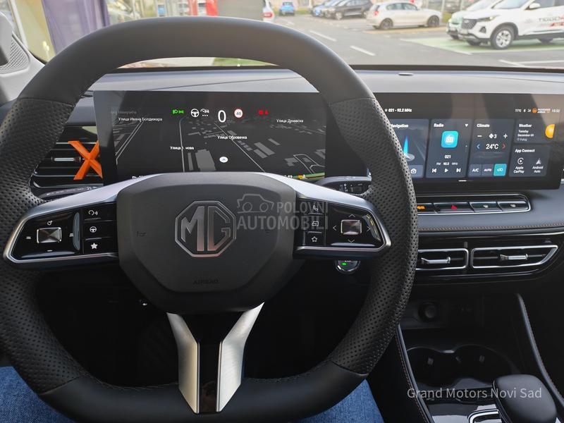 MG HS 1.5 170hp DEMO