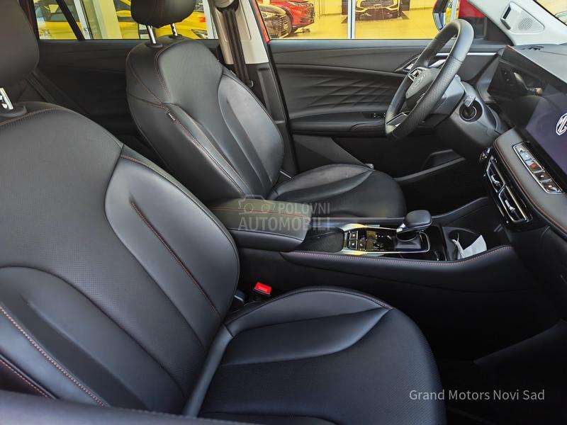 MG HS 1.5 170hp DEMO